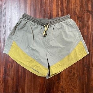 Evergreen shorts